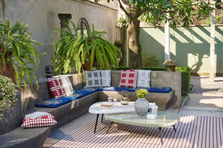 2 CASSINA Mexique Outdoor tables Charlotte Perriand ph Valentina Sommariva