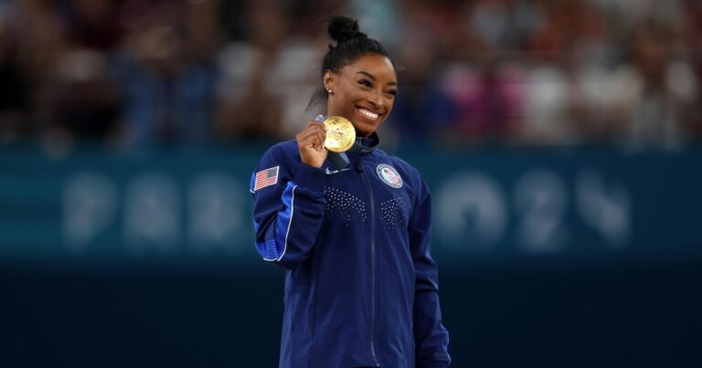 1 Simone Biles Isnt Ruling Out 2028 Olympics Return After 3 Paris Gold Medals