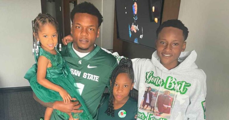 Armorion Smith Becomes Guardian of 4 Siblings After Mom Death 2