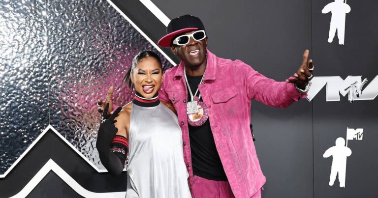 Flavor Flav Turns 2024 MTV VMAs Into Olympic Moment for Jordan Chiles Gifts Her Bronze Clock