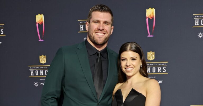 GettyImages 1369861561 T. J. Watt and Dani Watt