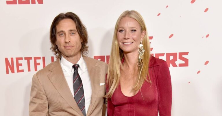 GettyImages 1909137326 Brad Falchuk and Gwyneth Paltrow