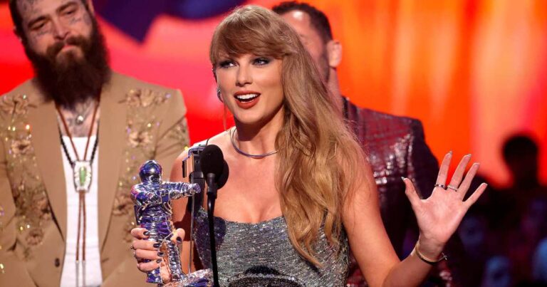 Taylor Swift Rules the VMAs With a Impressive 7 Wins 01 2024