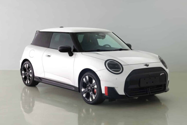 mini cooper jcw ev 1