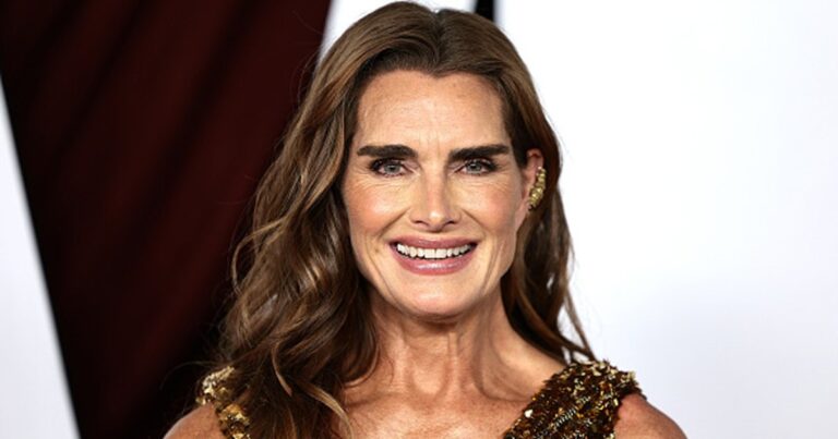 brooke shields a47e37