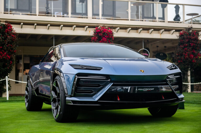 lamborghini lanzadaor concept on display at pebble beach