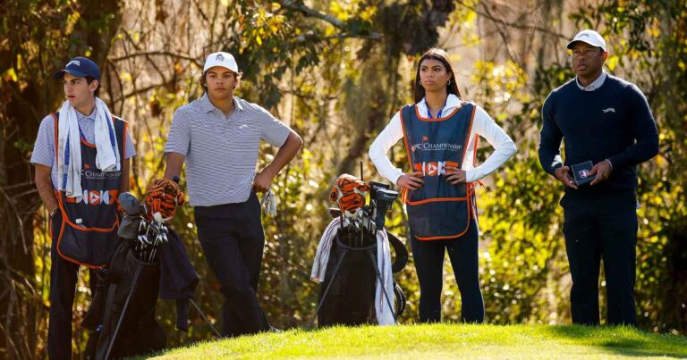 Tiger Woods Kids Join Him at PNC Championship 01 2024