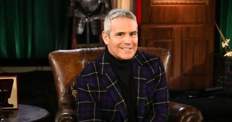 The Traitors Castle Has a Framed Painting of Andy Cohen 4