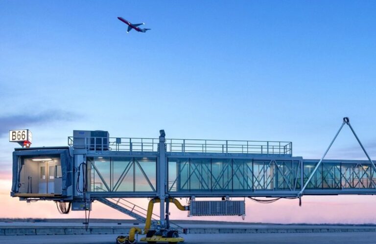 oshkosh smart jet bridge