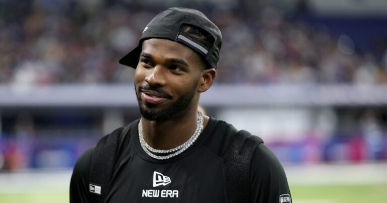 Atlanta Falcons Defensive Coordinators Son Apologizes to Shedeur Sanders for Prank Call During 2025 NFL Draft