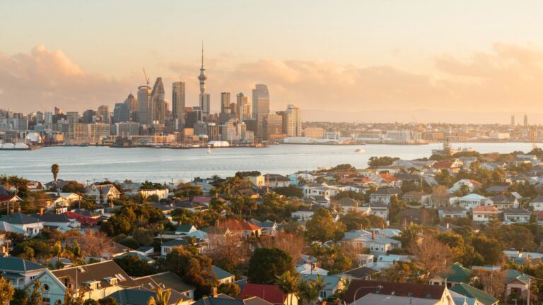 auckland 4