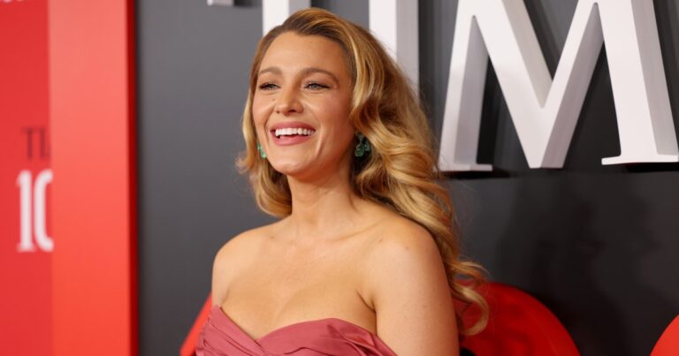 GettyImages 2211846657 Blake Lively on Seth Meyers
