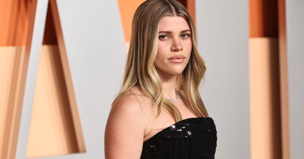 Sofia Richie Just Convinced Us To Buy These Classic Sneakers
